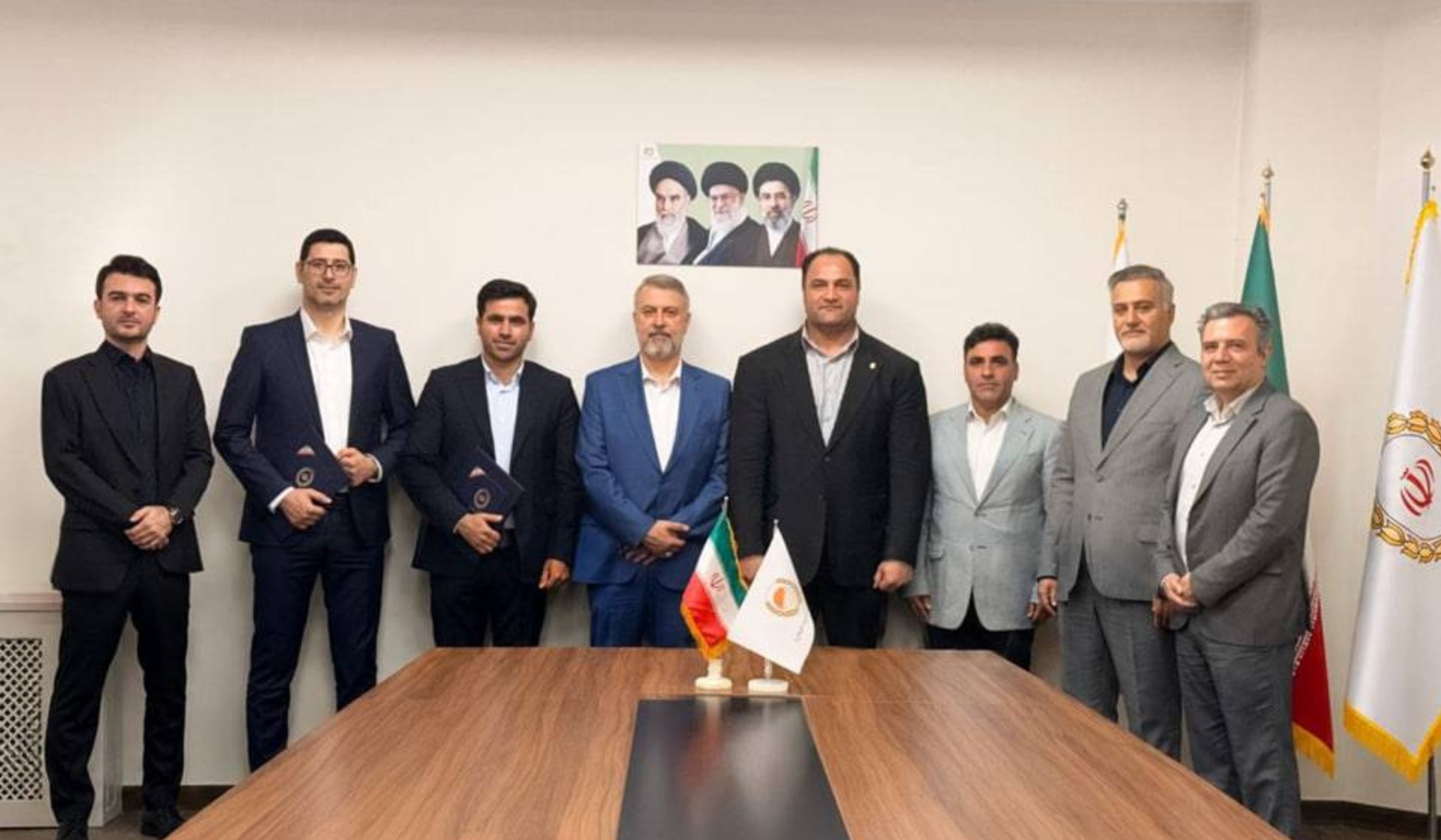شروع به کار رسمی آقای محمدامین کشاورز در سمت مدیر عامل کارگزاری بانک ملی ایران